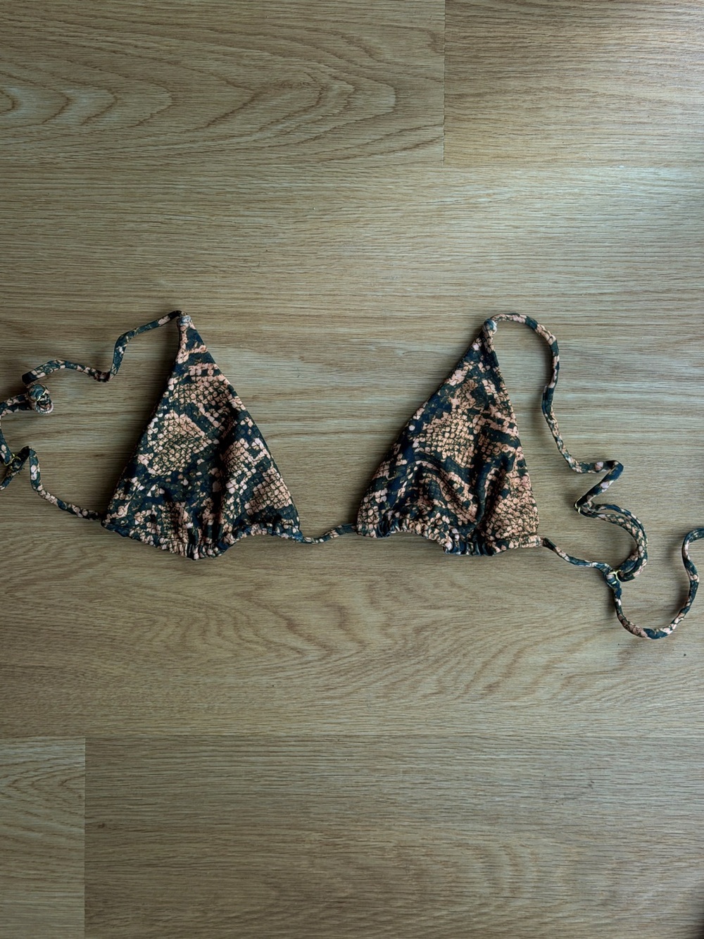 SKATIE Ella Top in Arizona - Snakeprint Triangle Bikini Top in Black and Tan